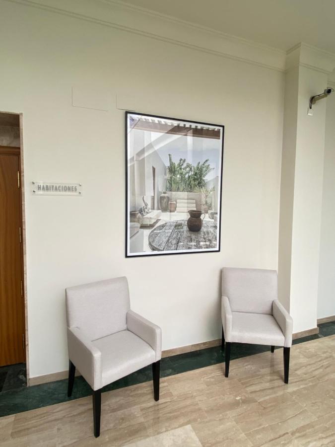 Hotel Santa Ana La Carlota Buitenkant foto